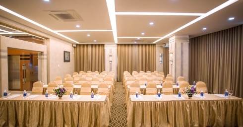 Phòng hội nghị lớn (Sirius Hall)