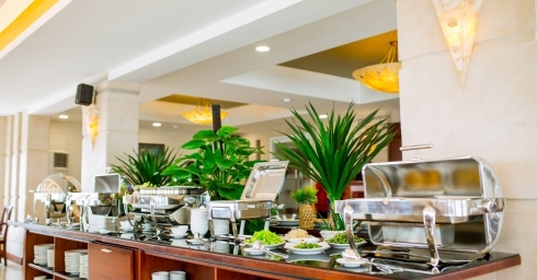 Khu vực lấy món trong nhà hàng